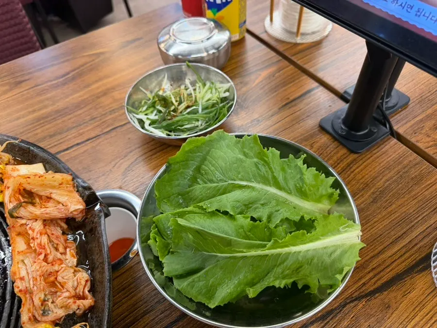 Table setting with basic side dishes