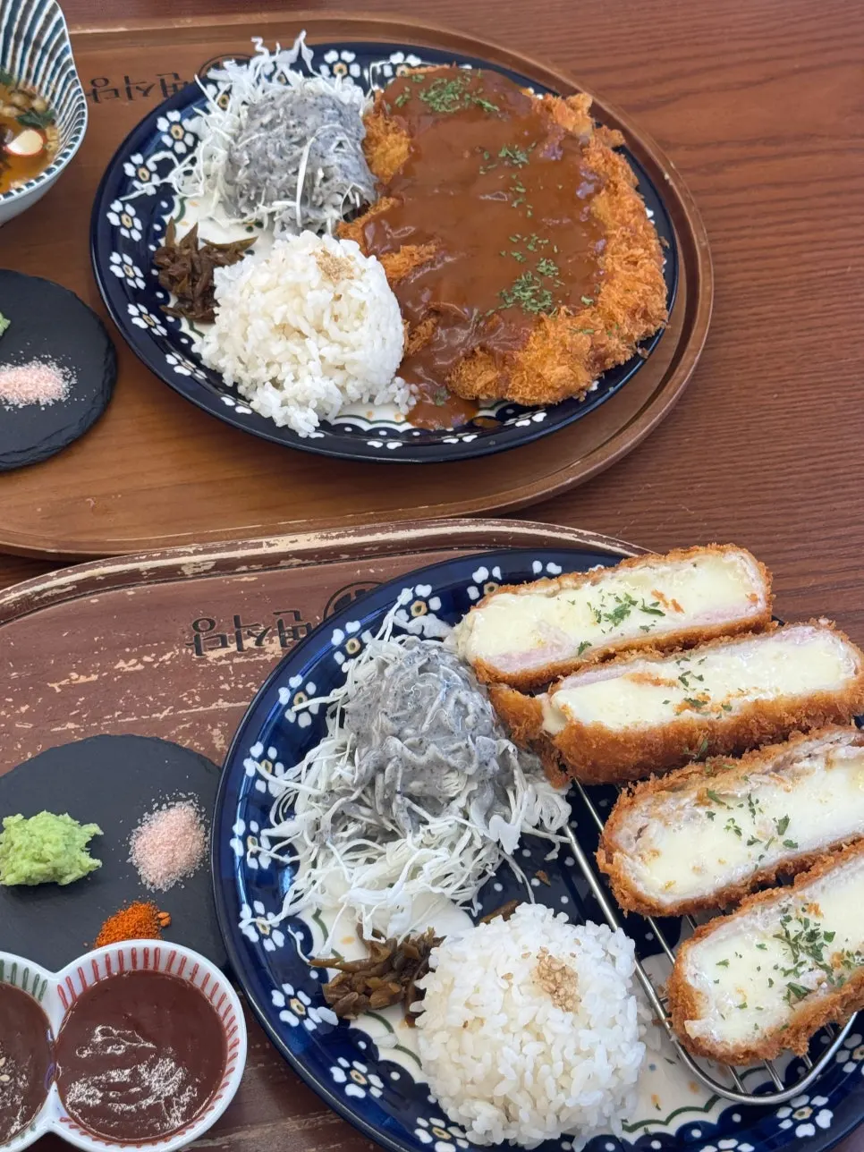 치즈가 늘어나는 모짜치즈카츠