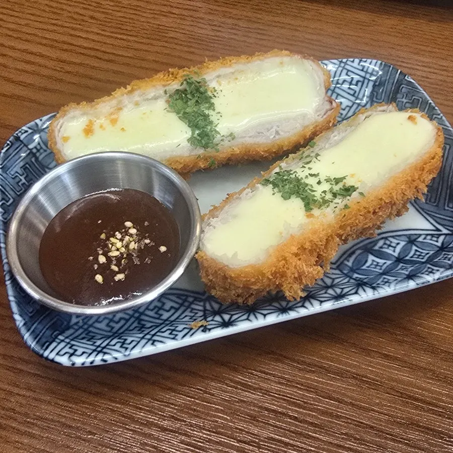 Plate of 2 pieces of mozzarella cheese katsu