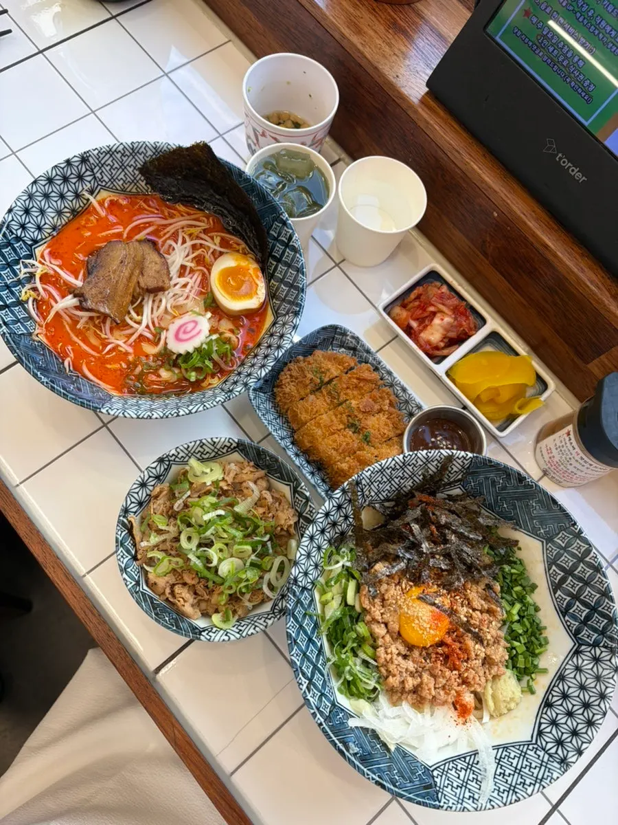 면식당 2인 세트 상차림