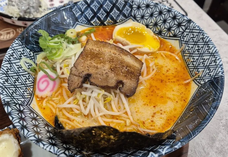A bowl of tonkotsu ramen at Myeon Sikdang Godeok Station Branch