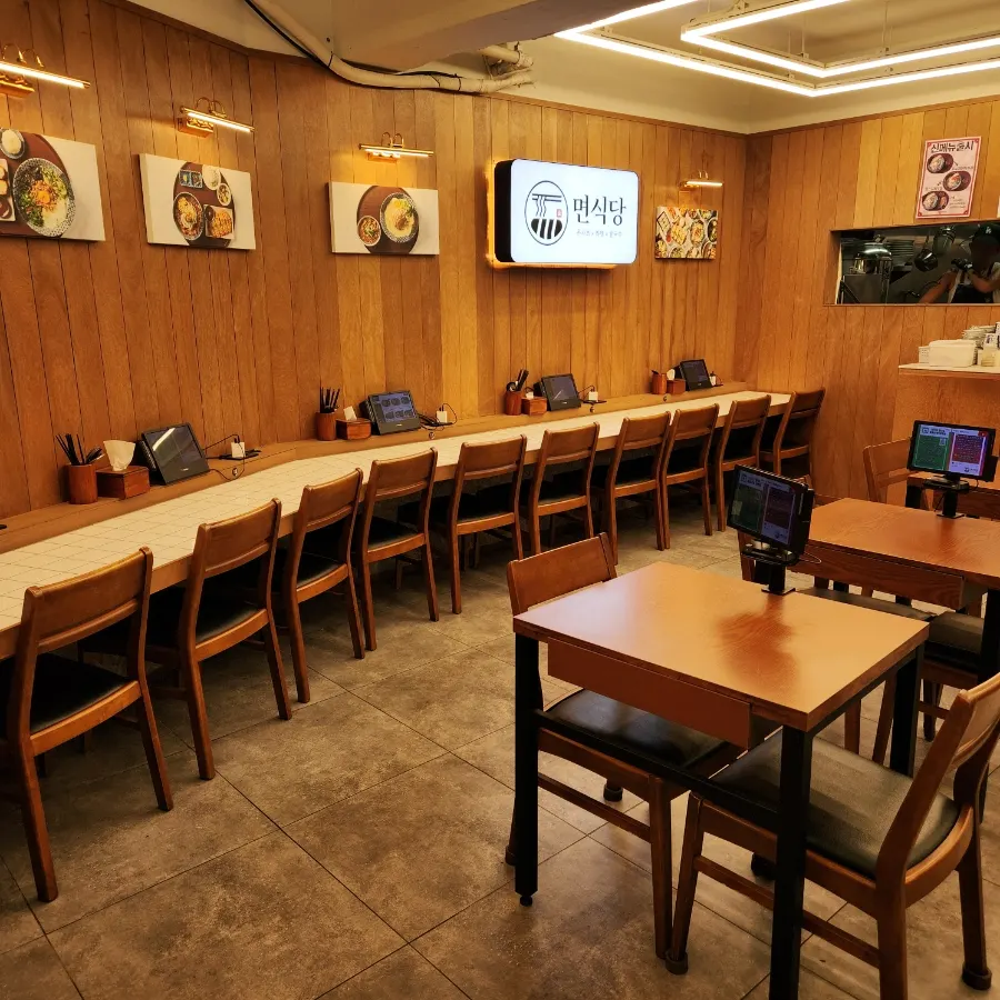 A neatly arranged table at Myeon Sikdang