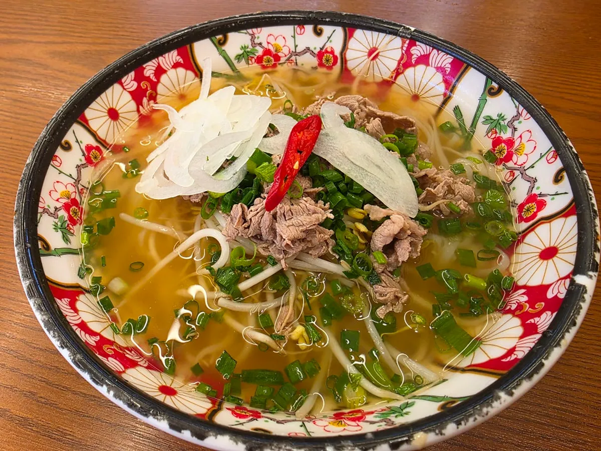 A bowl of Myeonsikdang's shabu pho