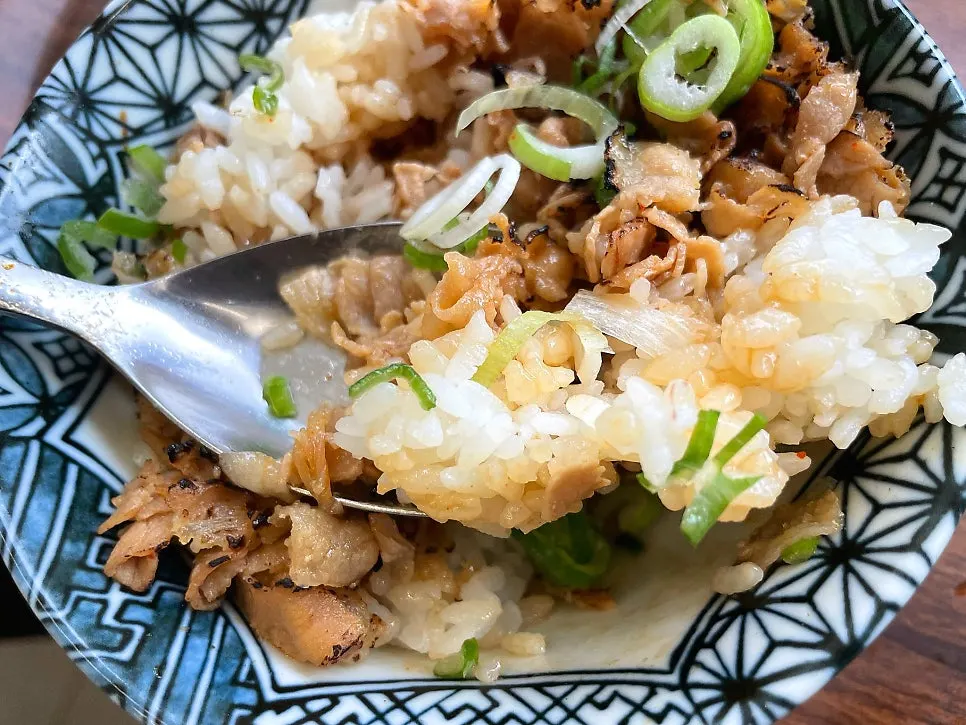 불맛 미니부타동 고기와 밥