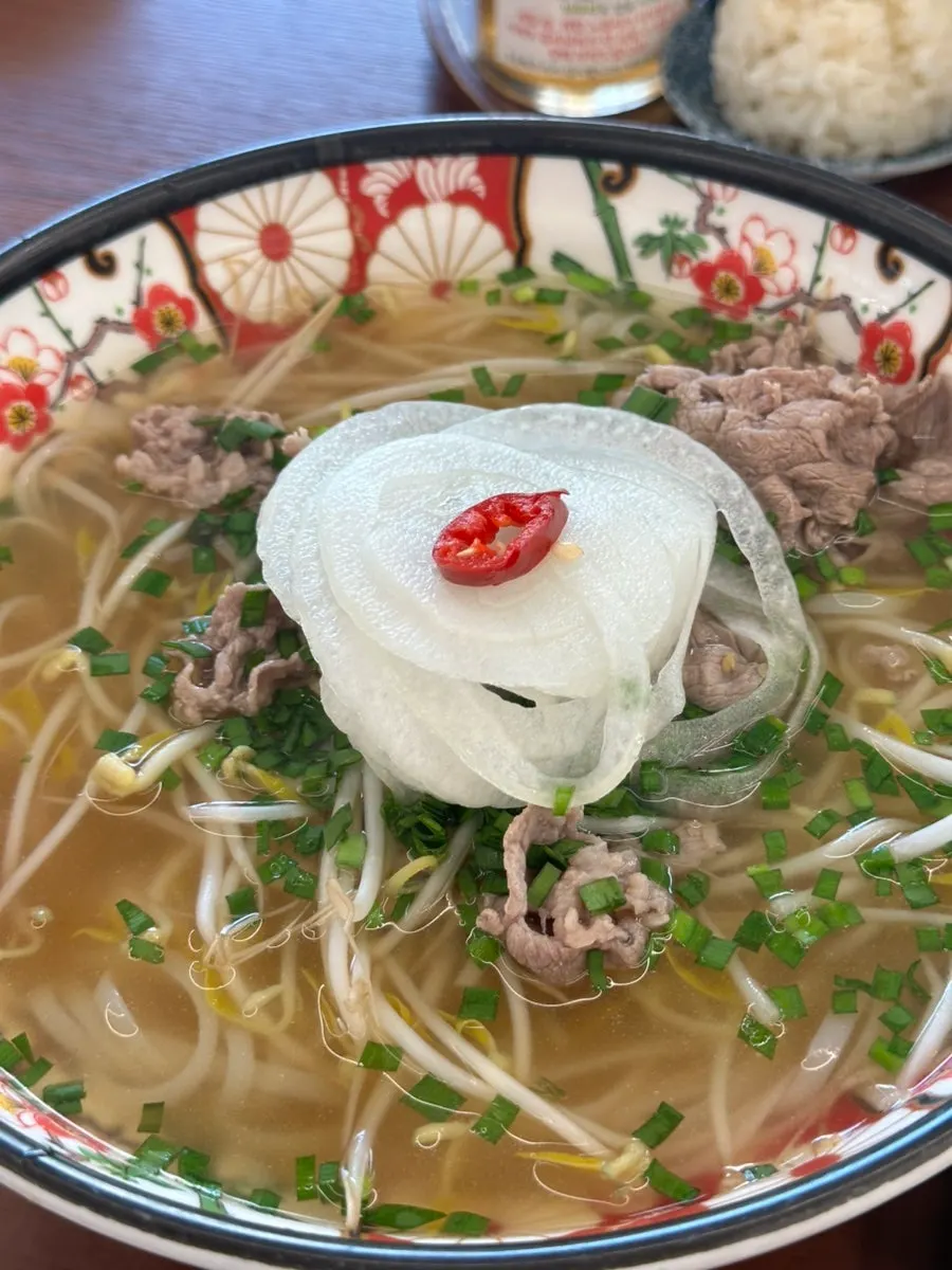 Shabu pho and mozzarella cheese cutlet spread