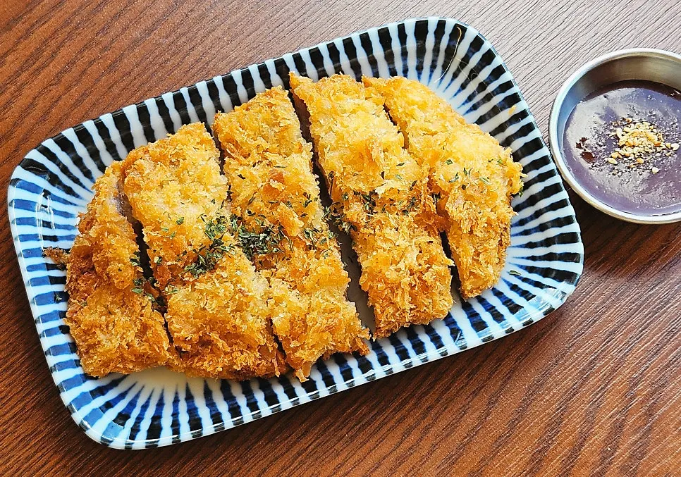 Hire katsu served with wasabi and pink salt
