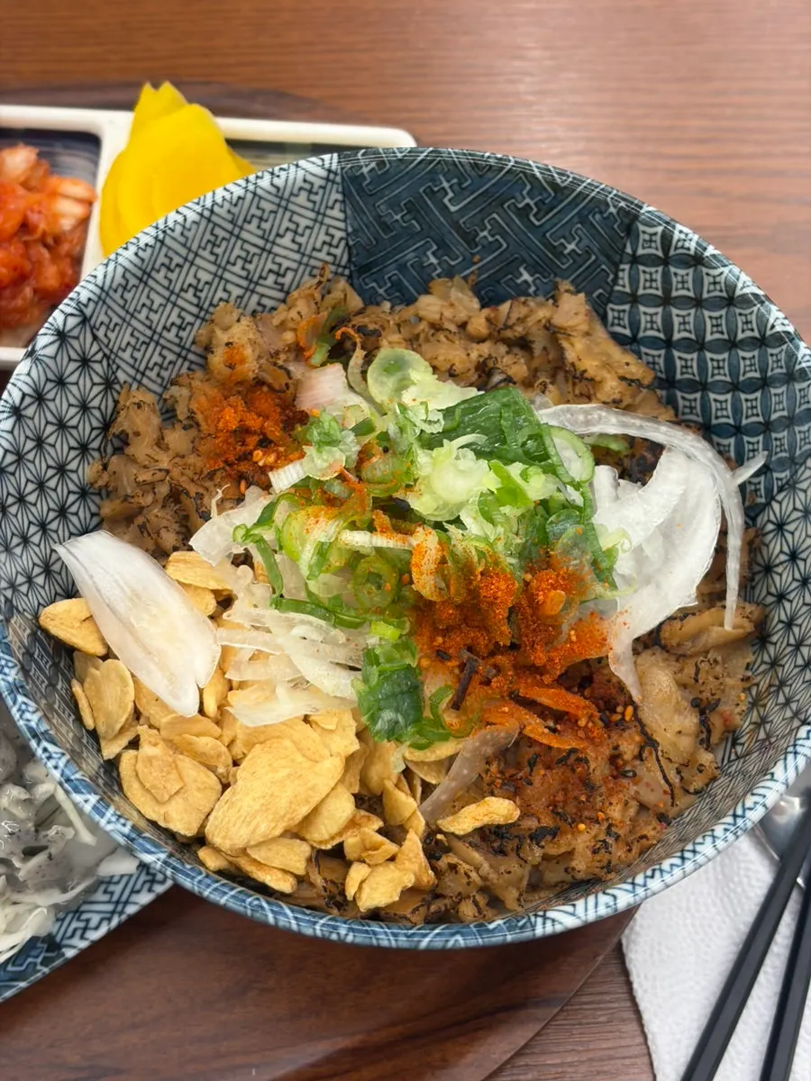 Butadon with plenty of meat piled on top of rice