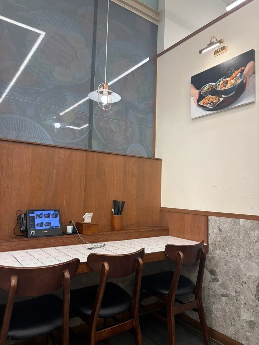 Interior with 2-top and 4-top tables