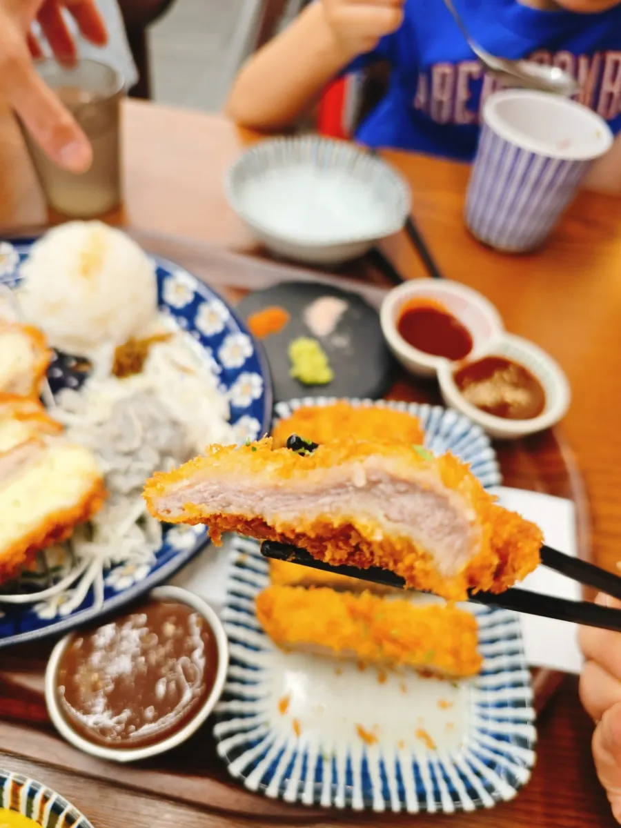 사이드로 주문한 히레카츠 half