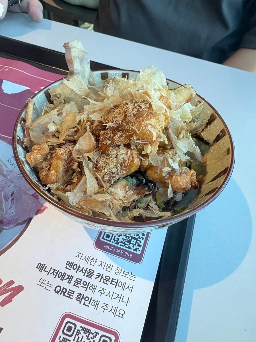 Full spread of the dongpo pork chashu ramen set