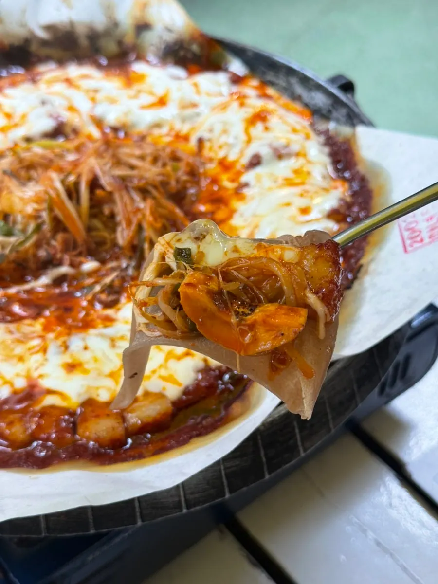 다 구워진 치즈 토마토장 삼겹살