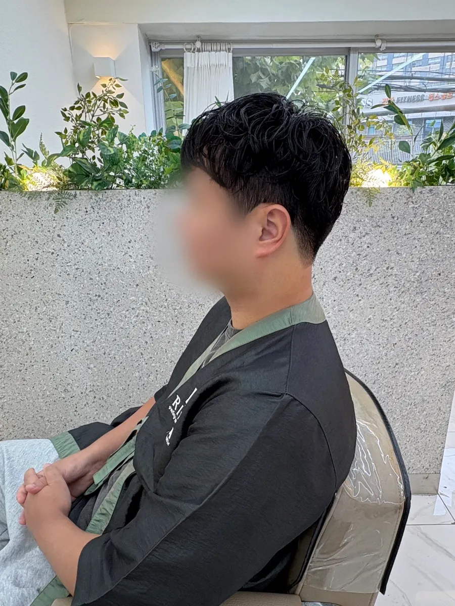 일반펌과 다운펌을 마친 남자 헤어 완성