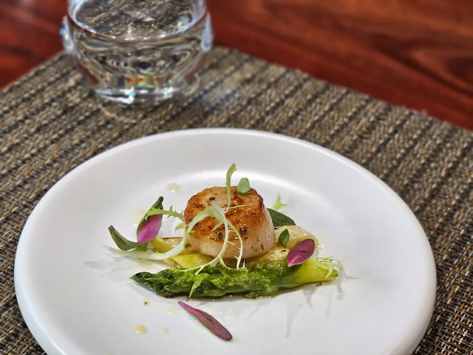 Ricotta salad plate with cinnamon dressing