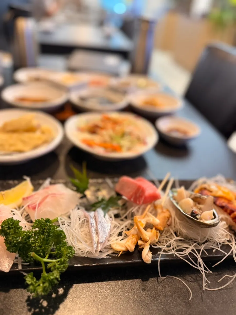 Table set with the doenjang stew and the rest of the meal
