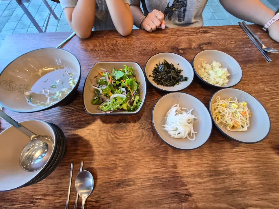Webfoot octopus and pork cutlet ordered by a family of four