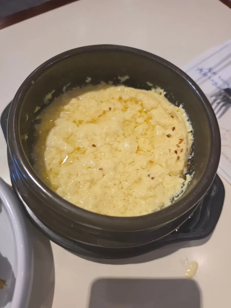 Soft, fluffy steamed egg