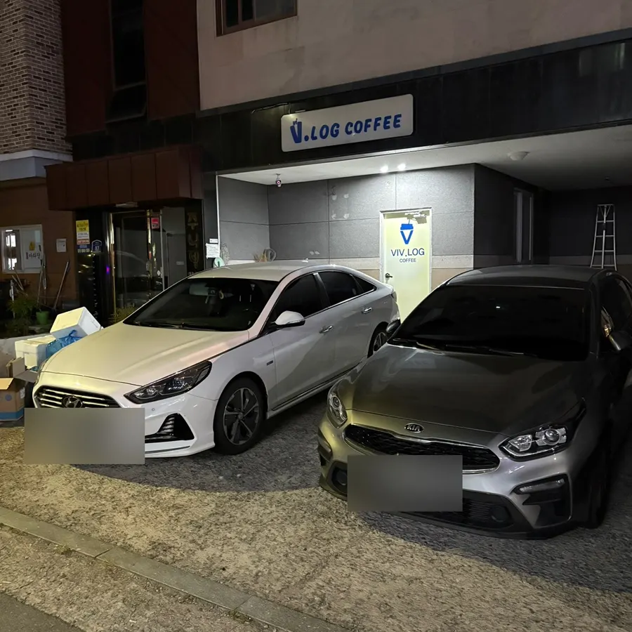 Parking area behind the café building