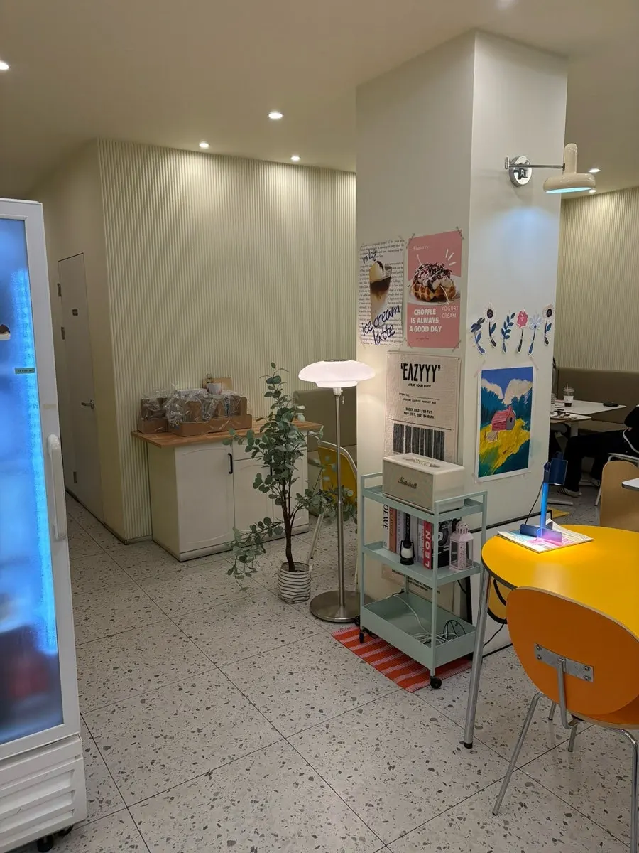 Spacious café seating area