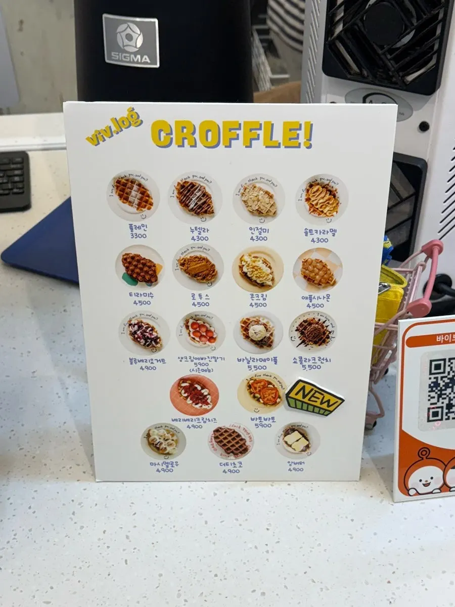 A variety of croffle desserts
