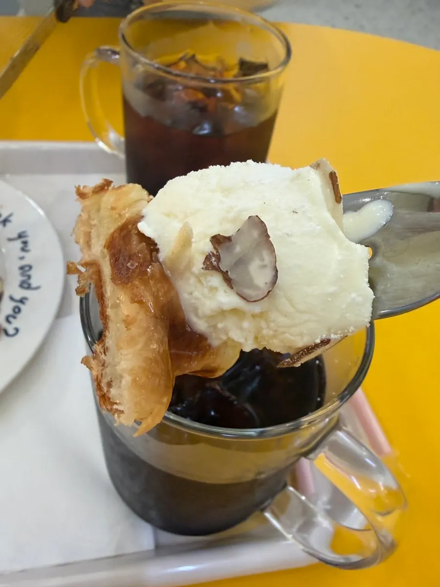 메이플시럽 크로플 디저트 구성