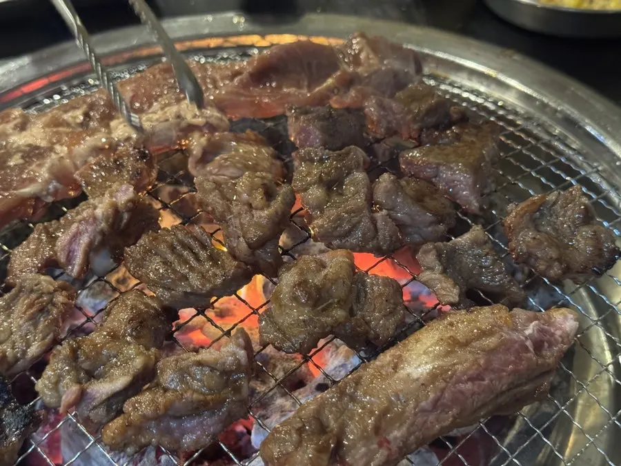 2+1로 나온 양념돼지갈비