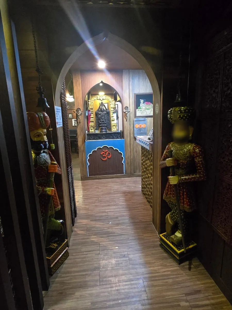 Ethnic-style entrance of Namaste Dongmyo Branch
