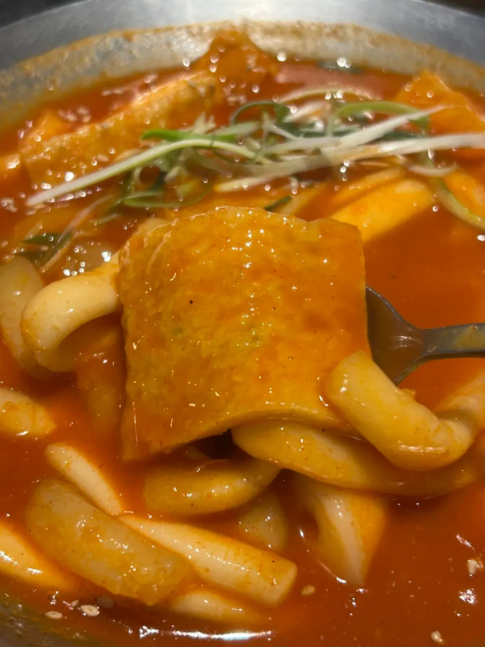 Boneless chicken with spicy sauce soaked in