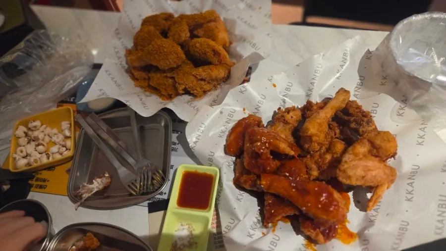 깐부치킨 남부터미널점 치킨 메뉴판