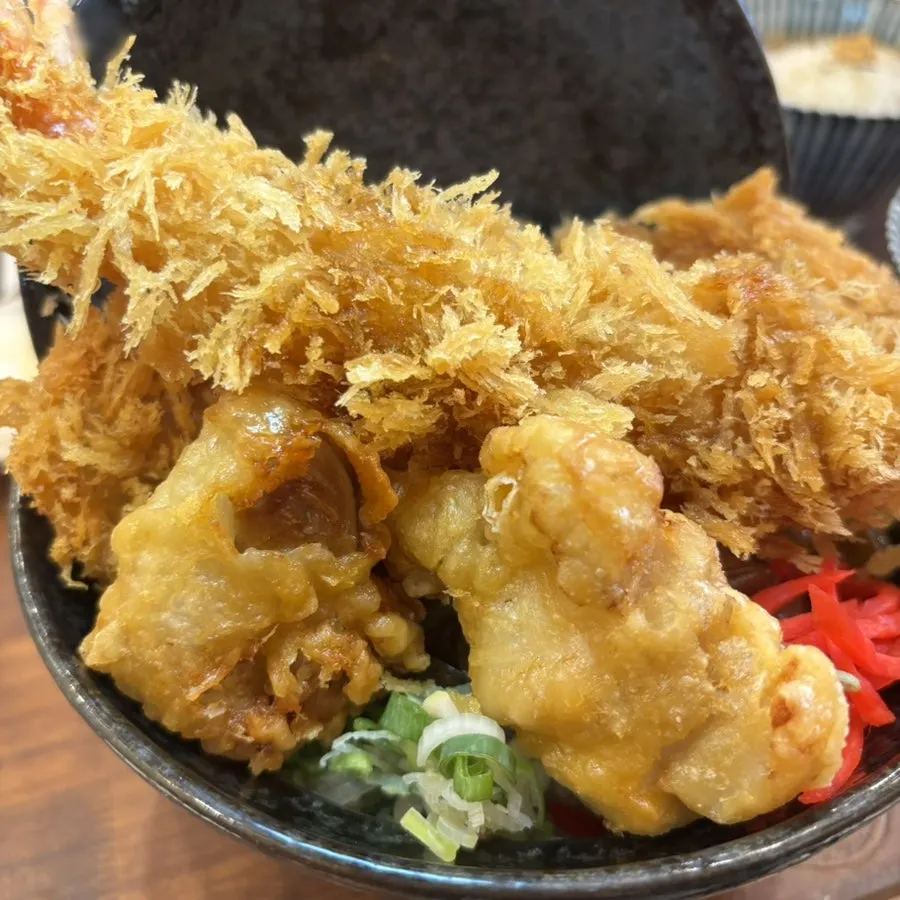 Special katsudon with ebiten and mini curry on the table