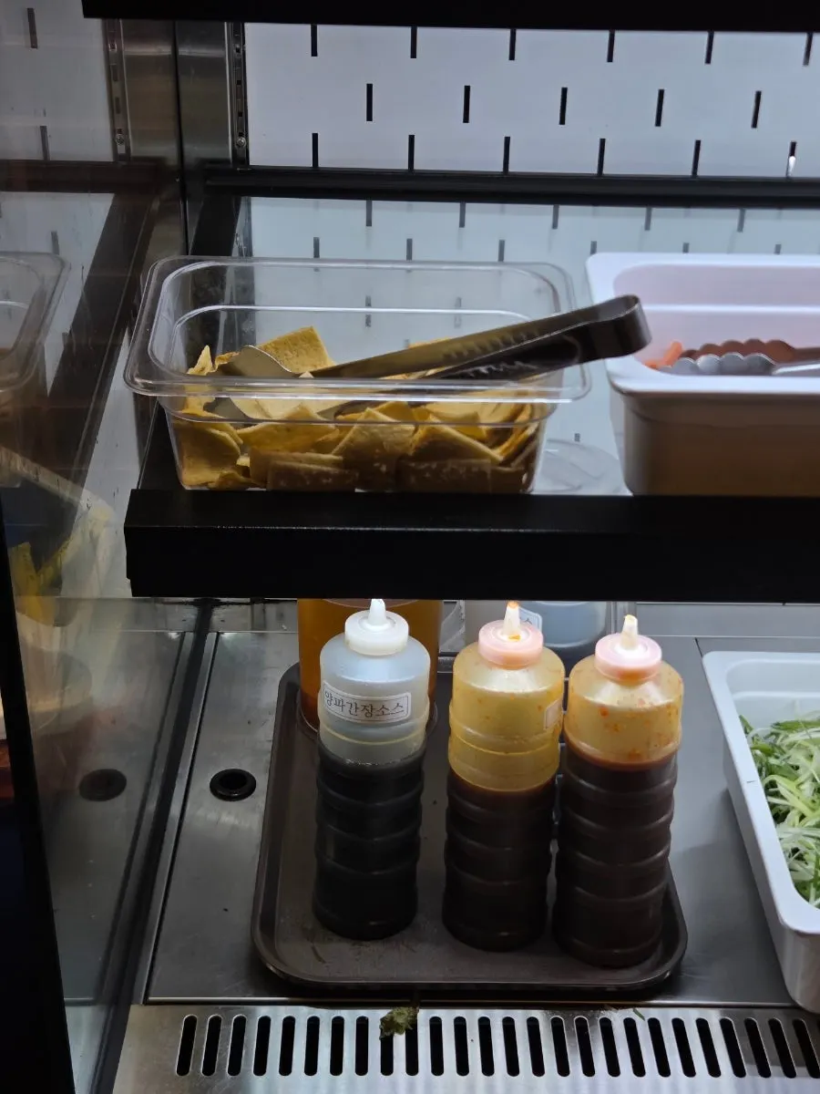 Disposable apron placed on the table