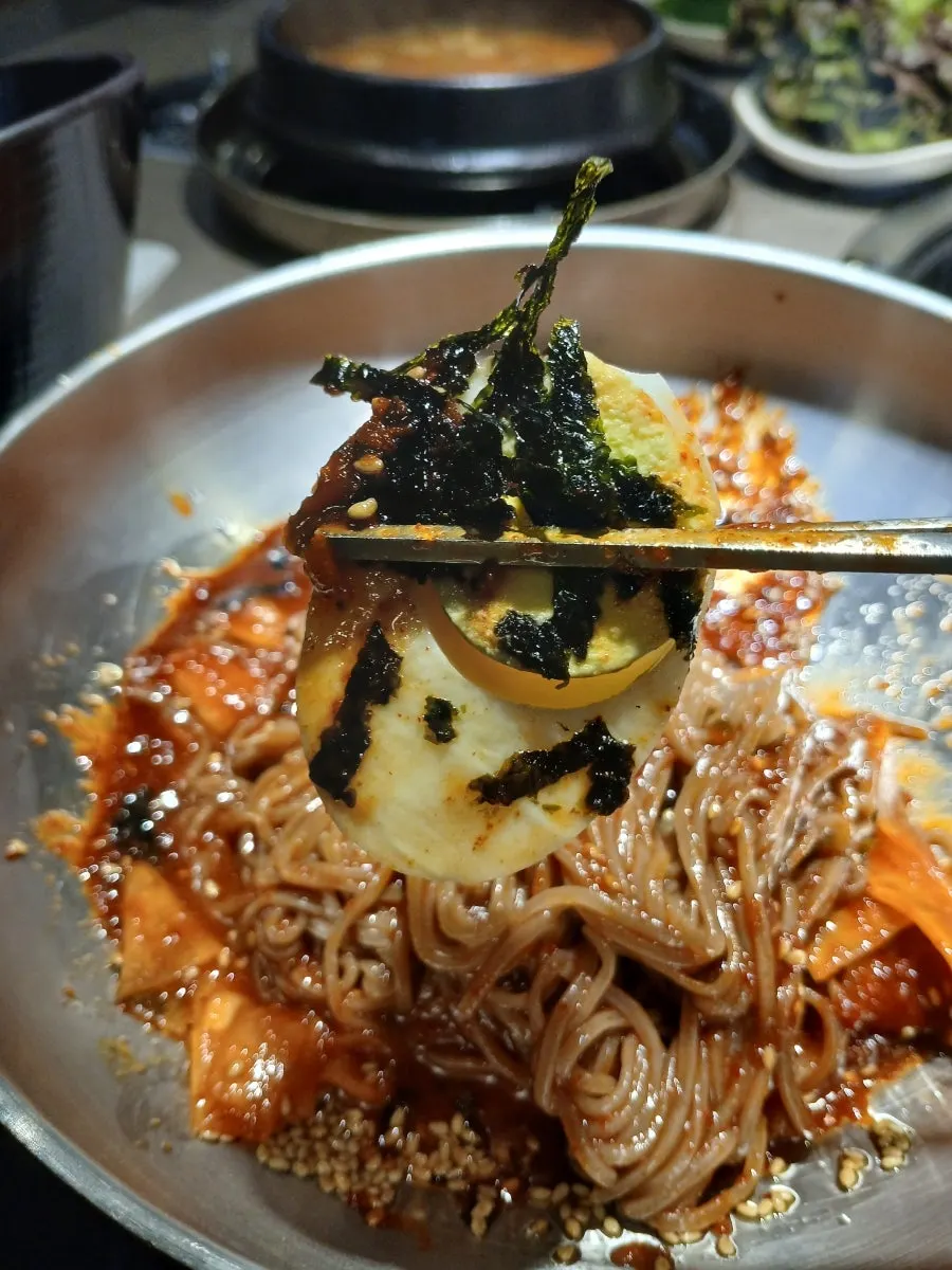 식사 메뉴 솥밥 상차림