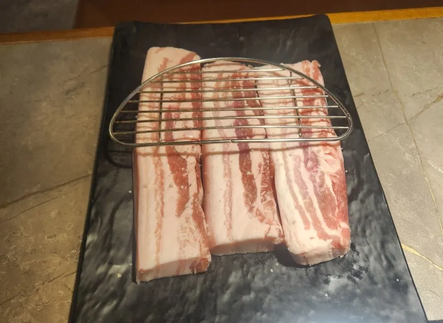 500g of pork belly served with the jjolmyeon set