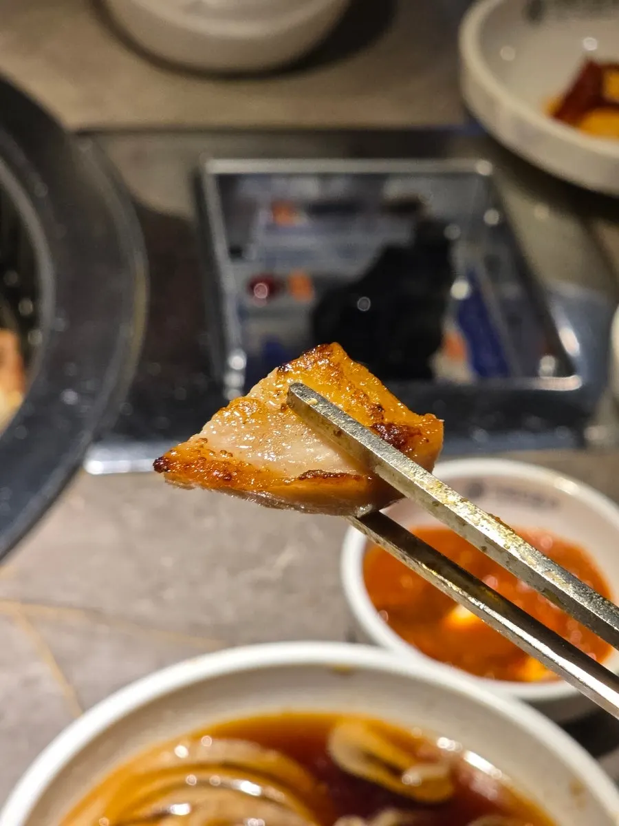 Meat served with curry powder