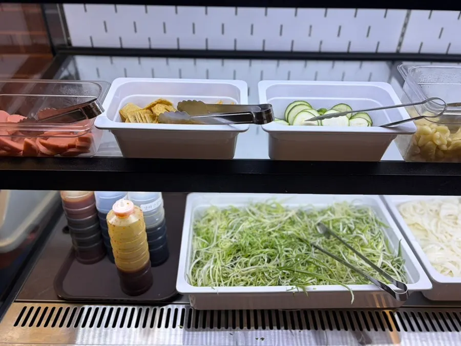 샐러드바 구이용 야채와 반찬