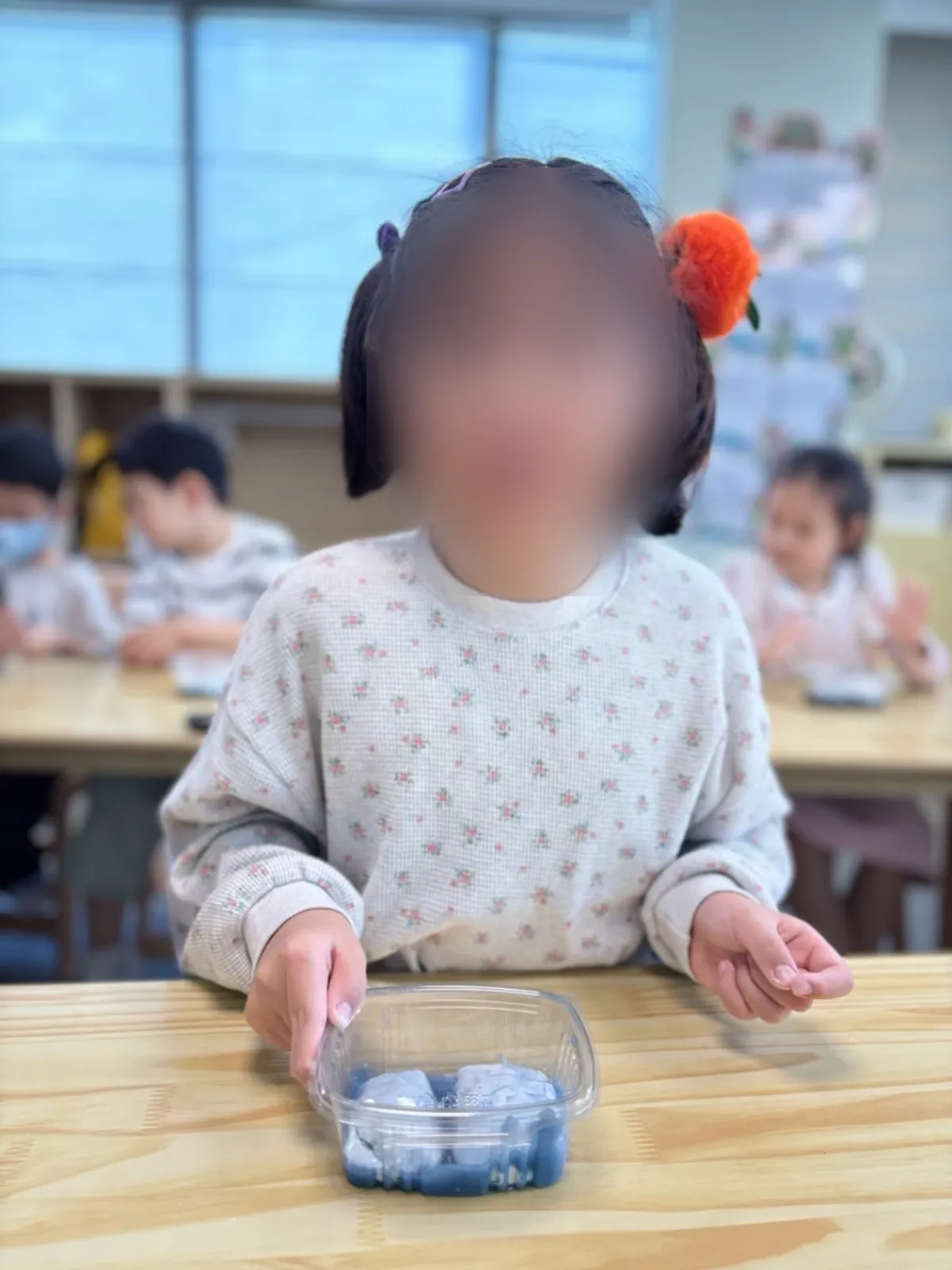 Girls' fall school outfit picked out at a Namdaemun kids' clothing shop