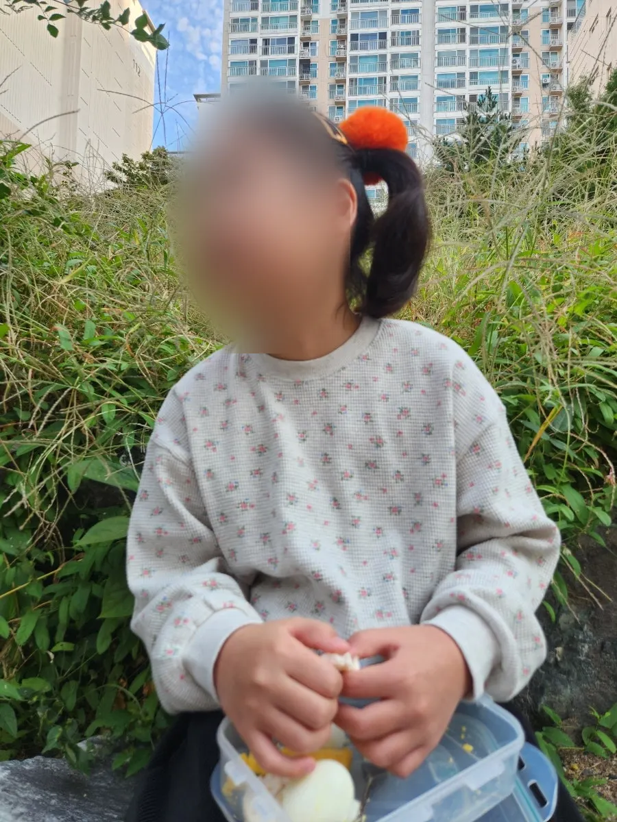 Fit of the size 140 sweatshirt