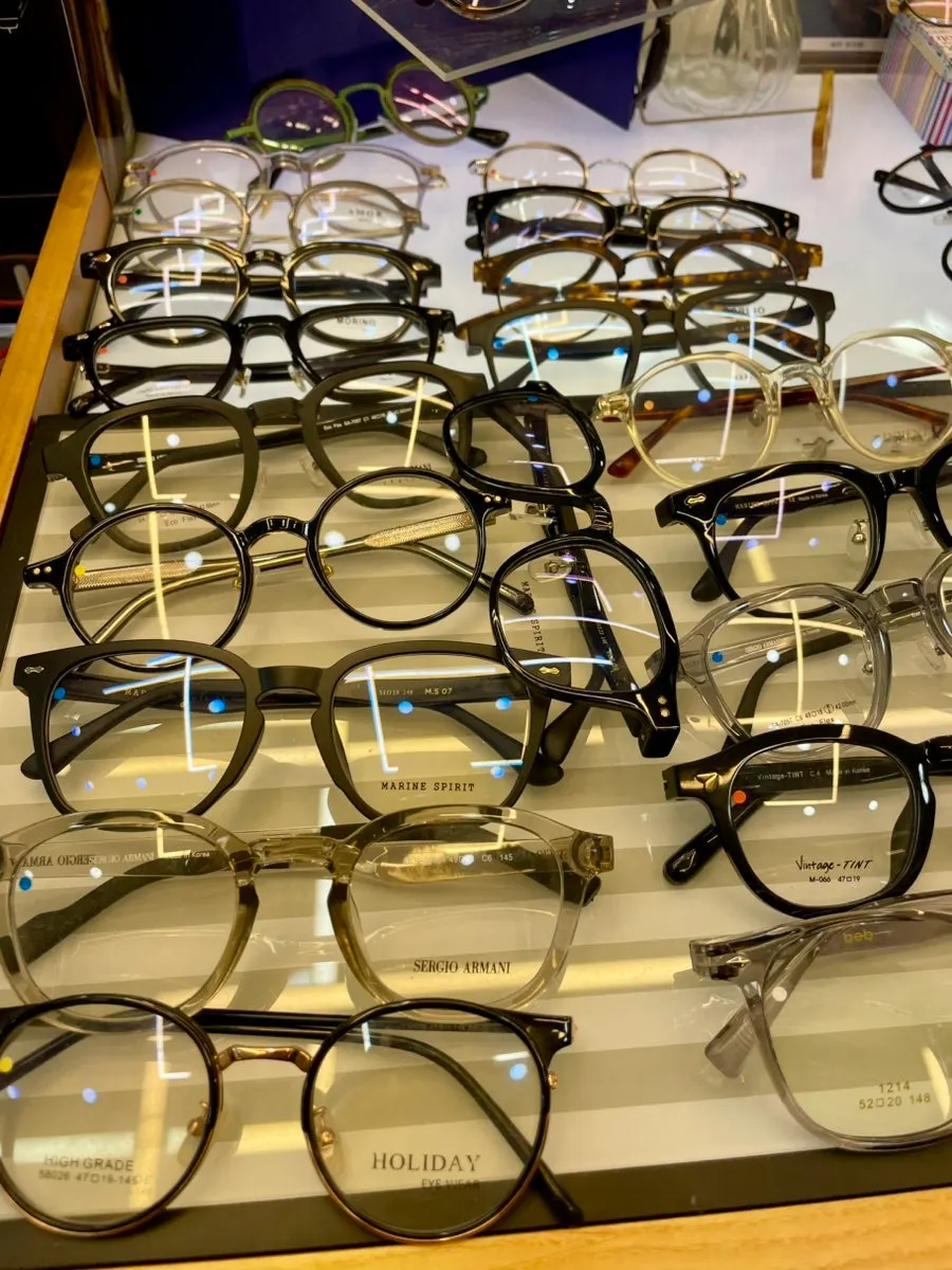 Trying on a pair of frames