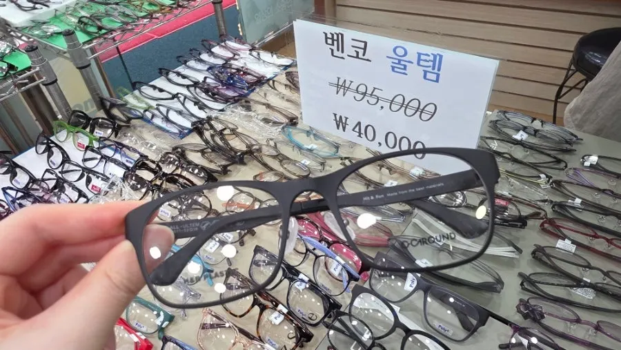 자이스 렌즈 관련 매장 내 진열
