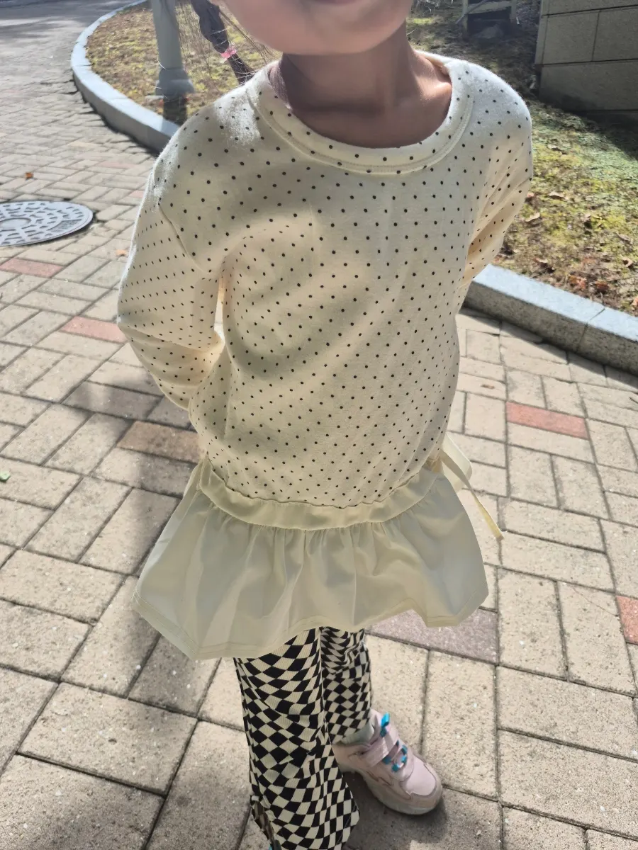 Dot frill t-shirt worn the day after washing