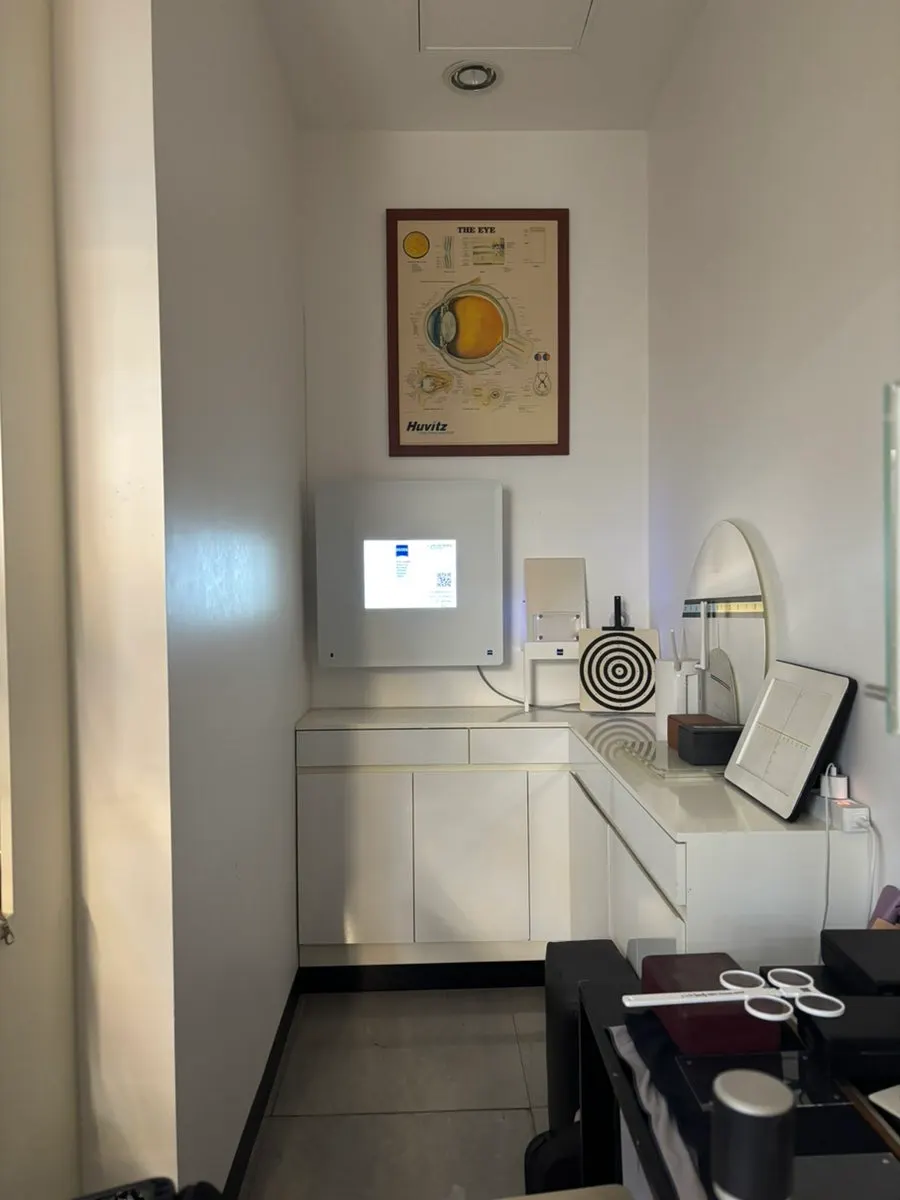 Fitting frames at 007 Optical