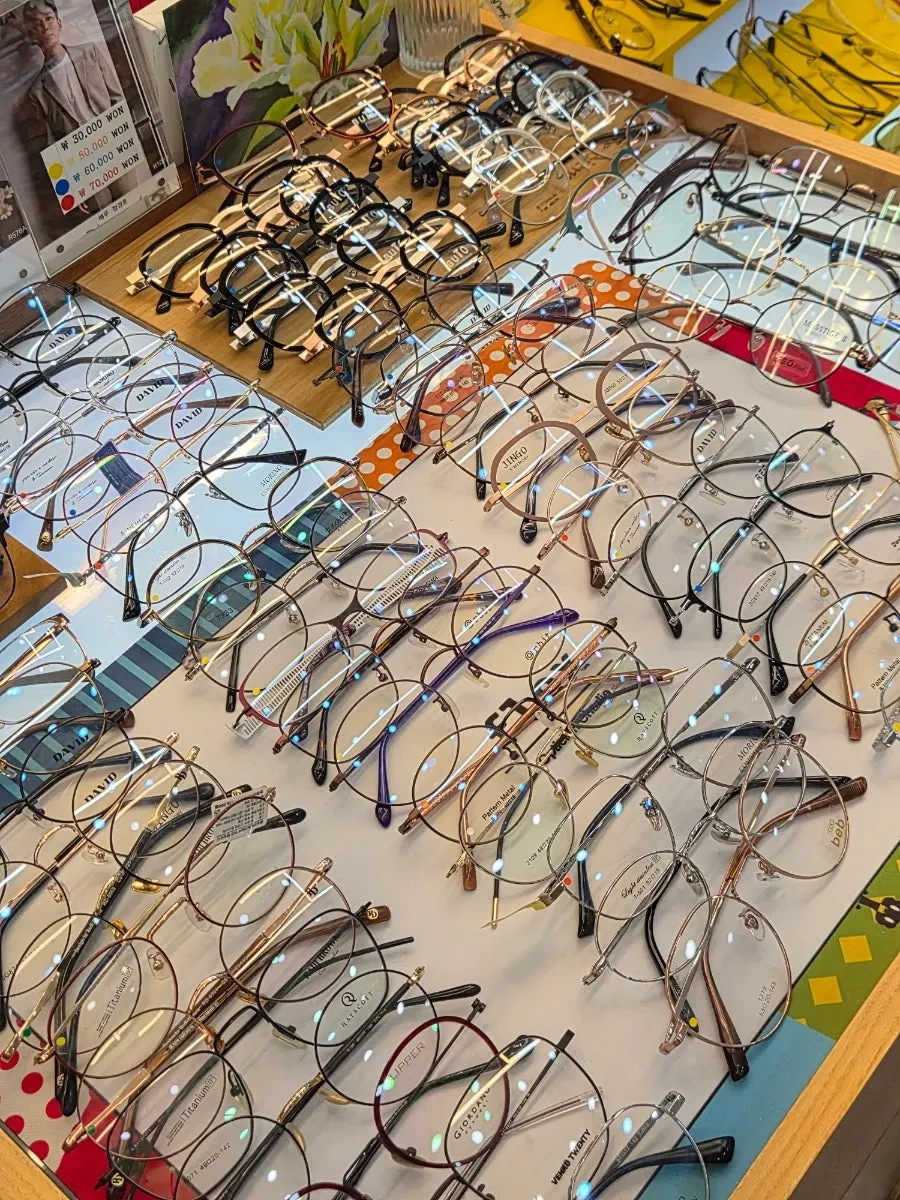 Display combining branded lines with budget-friendly frames