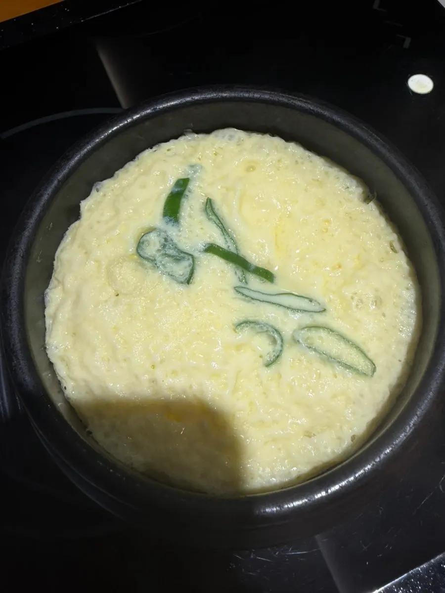 아삭한 고추와 쌈장, 계란찜 기본 반찬