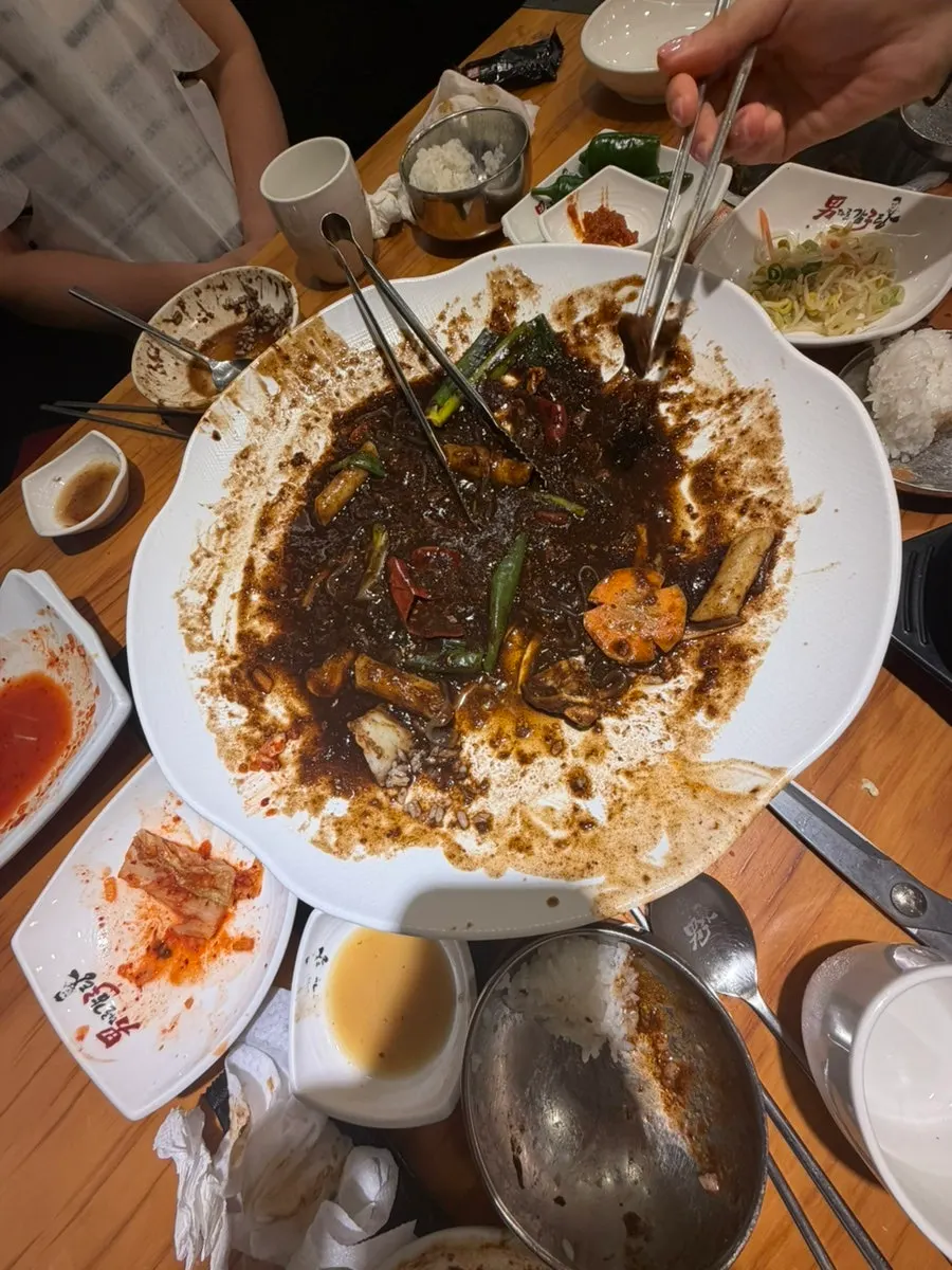 몽글몽글한 계란찜과 뼈찜 곁들이