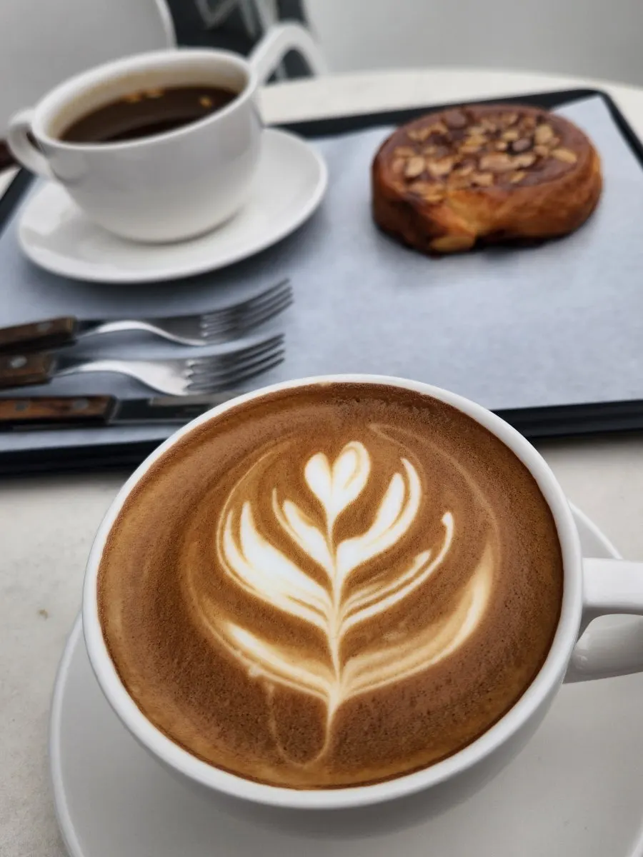 Caffe latte at Sum