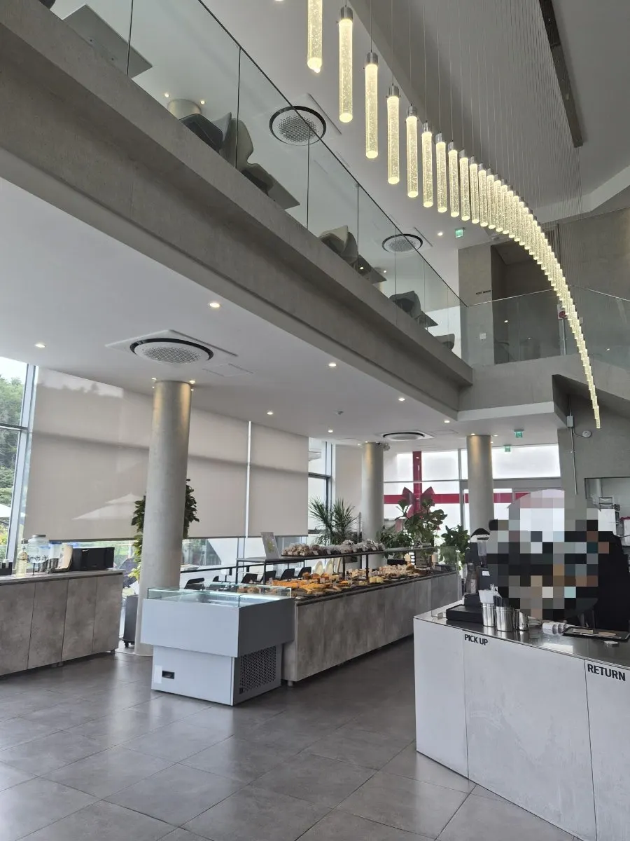 The order counter entrance at Sum