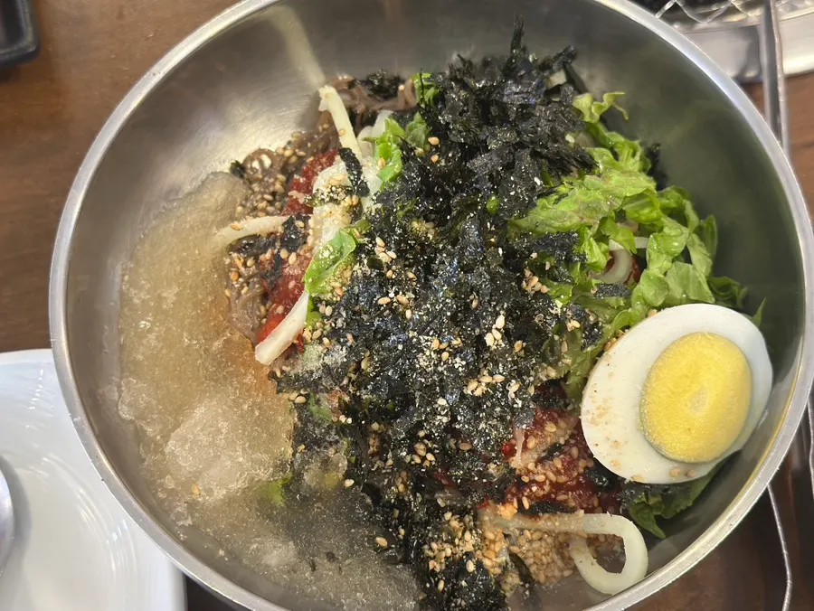 안반지 닭갈비 메밀 비빔막국수