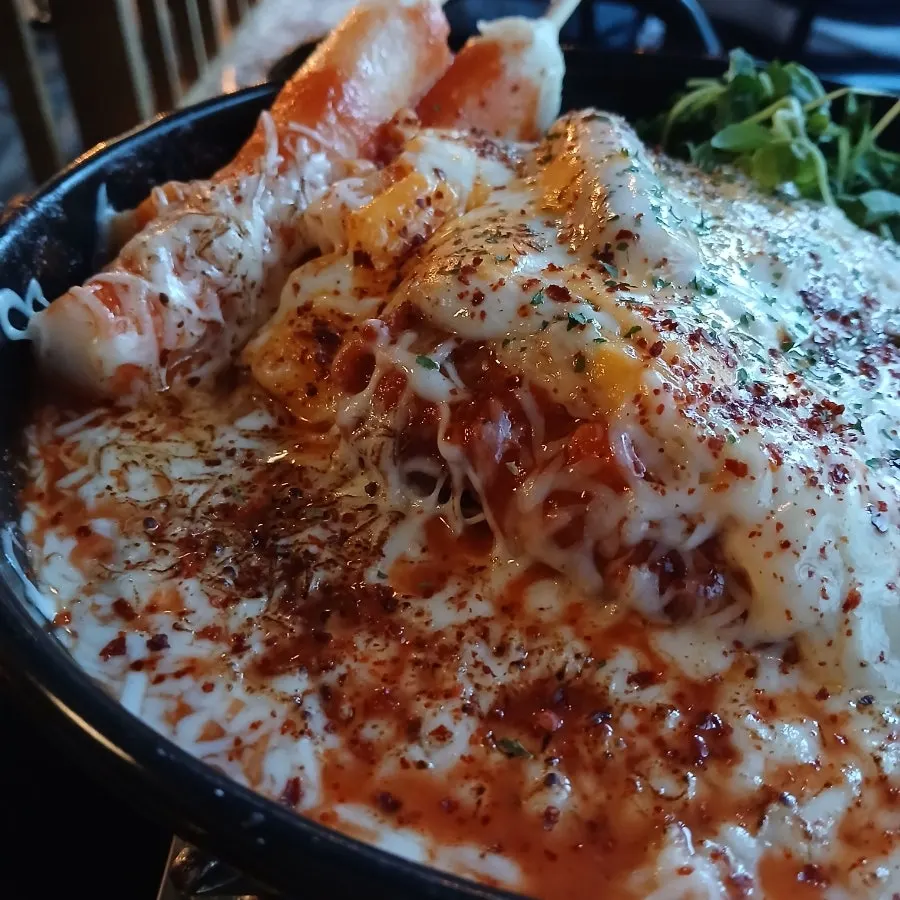 토마토 치즈 순살 닭다리구이