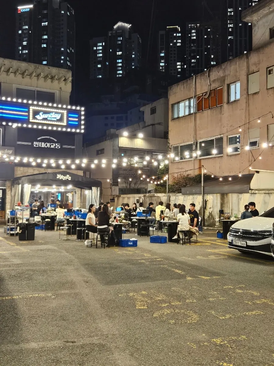 남포 실내 대리석 테이블 좌석