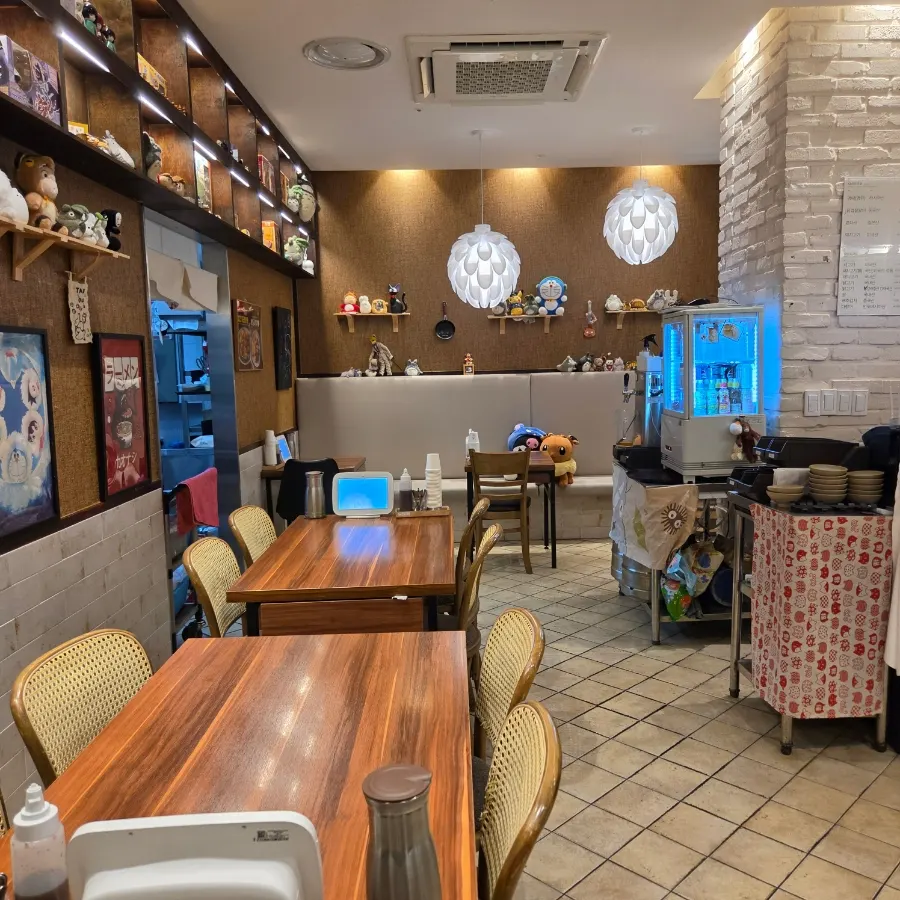 Asientos del interior de Daidokoro