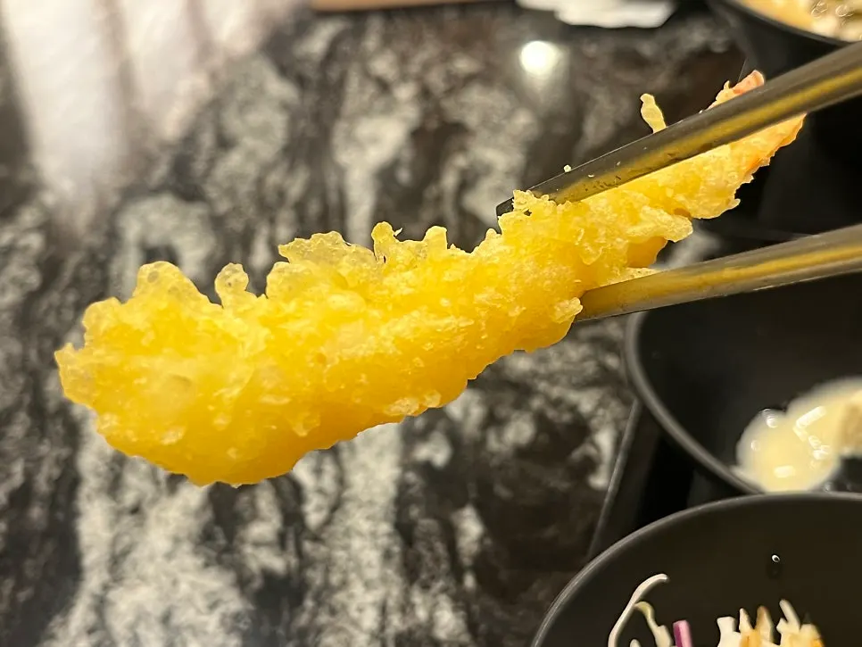 Tender yukhoe nigiri
